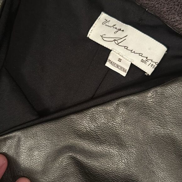 VINTAGE HAVANA stretch faux leather legging size small - Picture 5 of 7